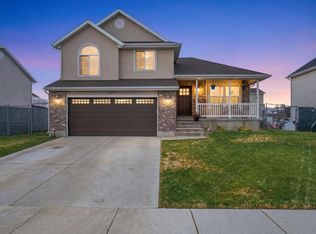 5576 S 4100 W, Roy, UT 84067
