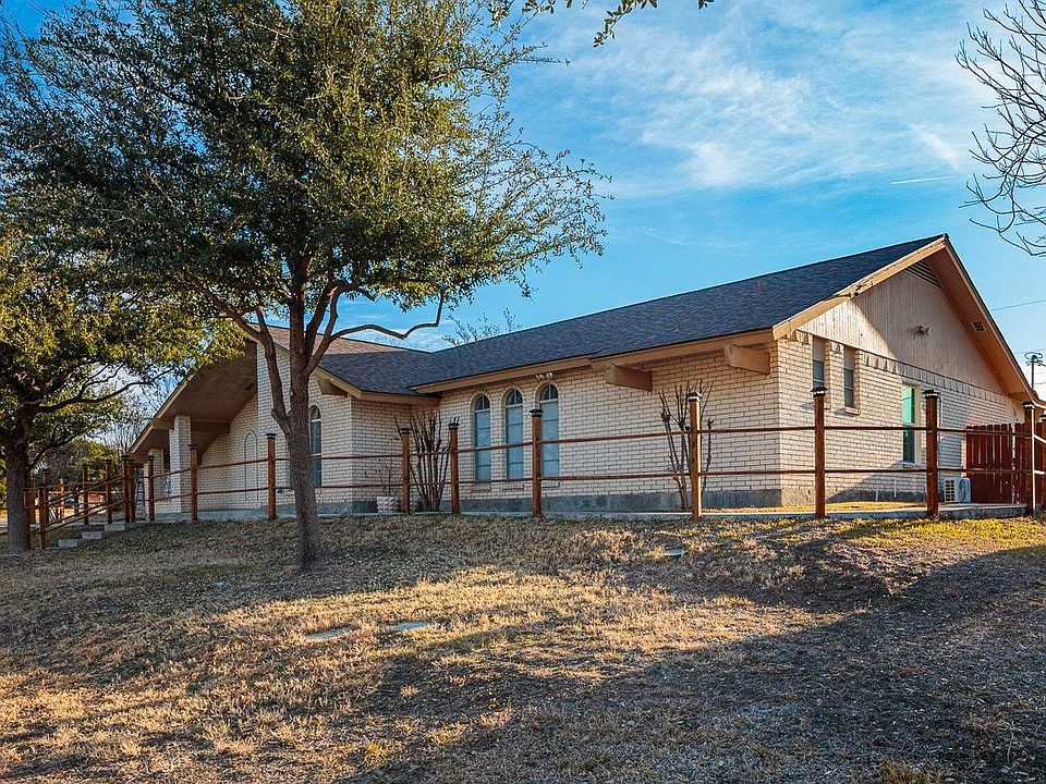 303 Meandering Way, Del Rio, TX 78840 MLS 205159 Zillow