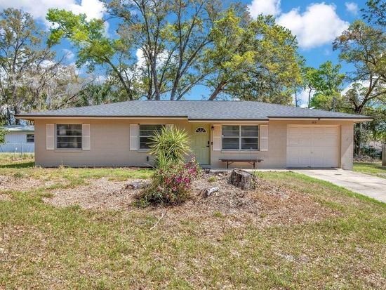 1813 Oakey Ave, Deland, FL 32720
