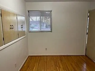 3 bed, 1.0 bath, 936 sqft, $1,200 — Photo 3