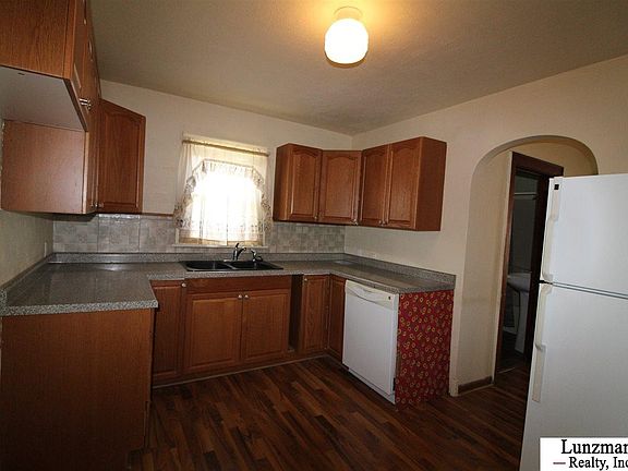 5th image of 1013 6th St