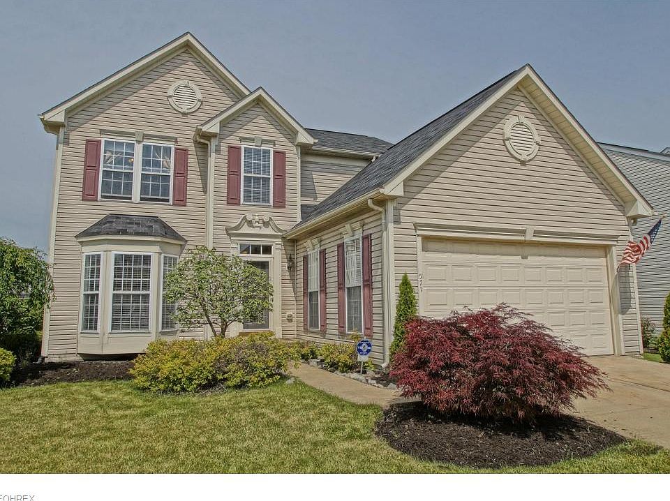 1st image of 571 Beechwood Ln