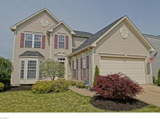 571 Beechwood Ln, Painesville, OH 44077
