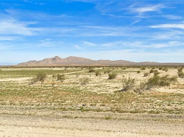 197 W Avenue N 12 Lot 11, Palmdale, CA 93551
