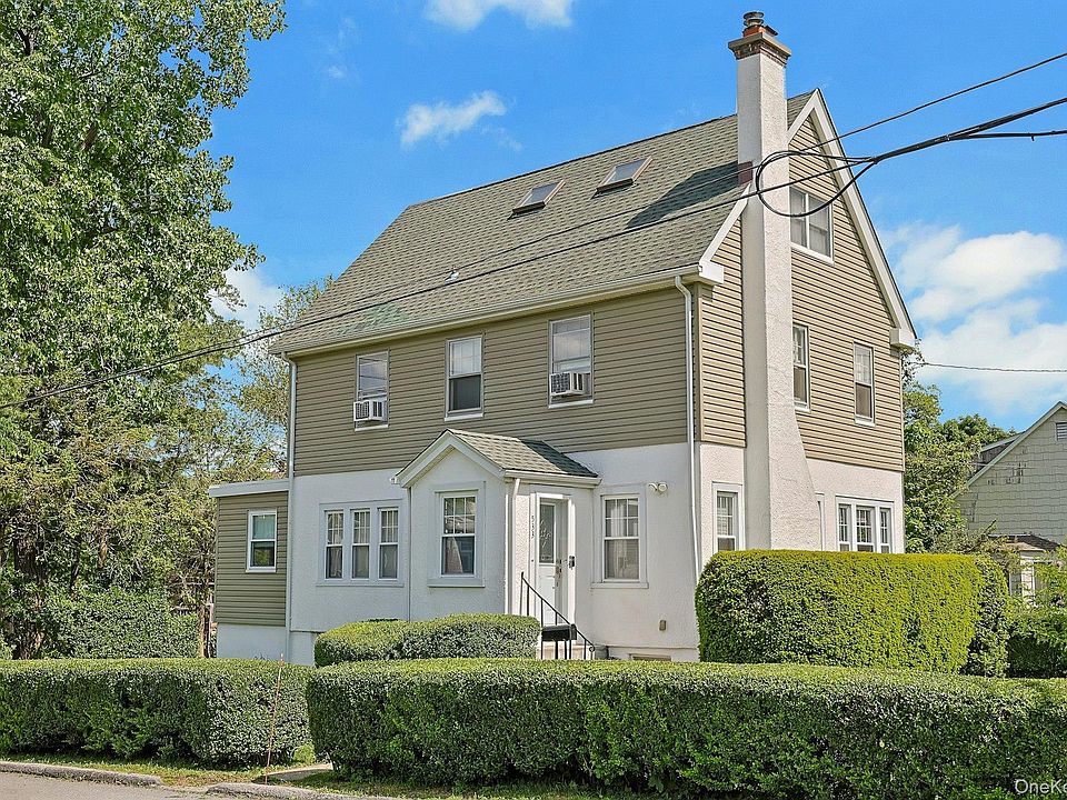 1st image of 533 Manhattan Avenue