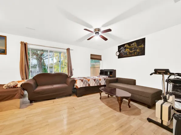 8280 121a St #44, Surrey, BC V3W 0G8