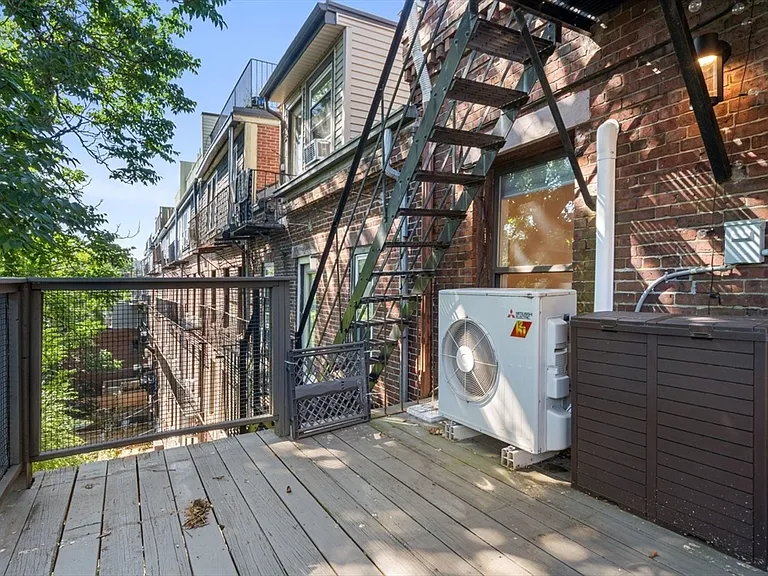 97 Waltham St #4 — Photo 20