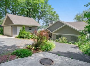 4026 W Orchard Dr, Hart, MI 49420