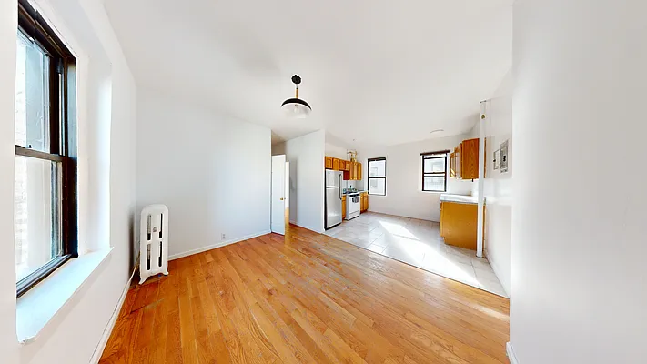 Rented by Iryna Ferenets, LREB | media 3