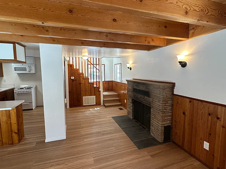 21932 Crest Forest Dr — Photo 27