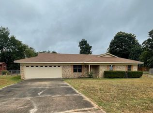 111 Lexington Ct, Jacksonville, AR 72076