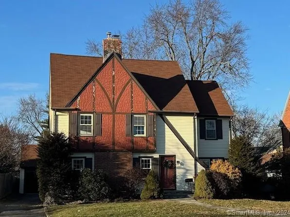 1760 Boulevard, West Hartford, CT 06107