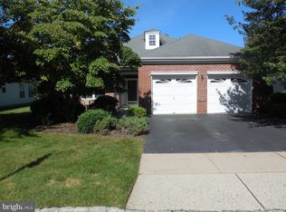 25 Foster Rd, Pennington, NJ 08534