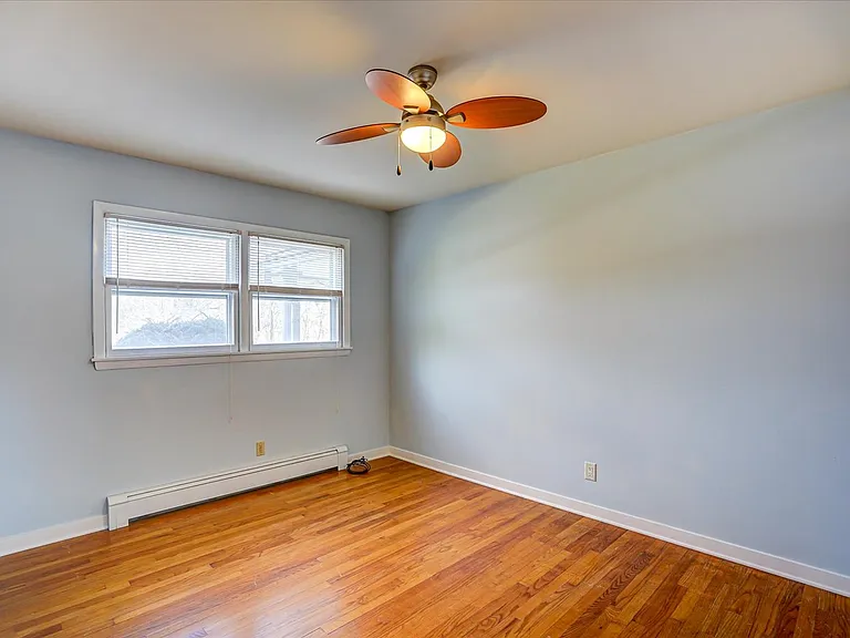 6212 South Ct #4 — Photo 36