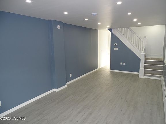 5th image of 1240 Poplar St