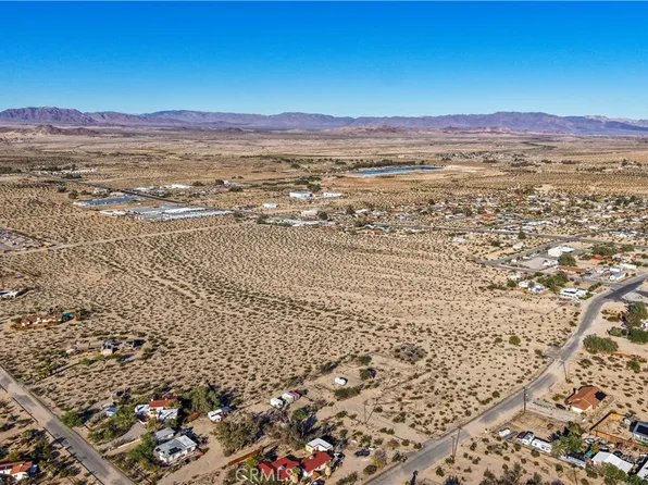 1234 Samarkand Dr, Twentynine Palms, CA 92277