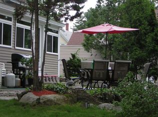 9 Mount Washington St, Derry, NH 03038