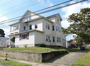 506 Thorme St, Bridgeport, CT 06606