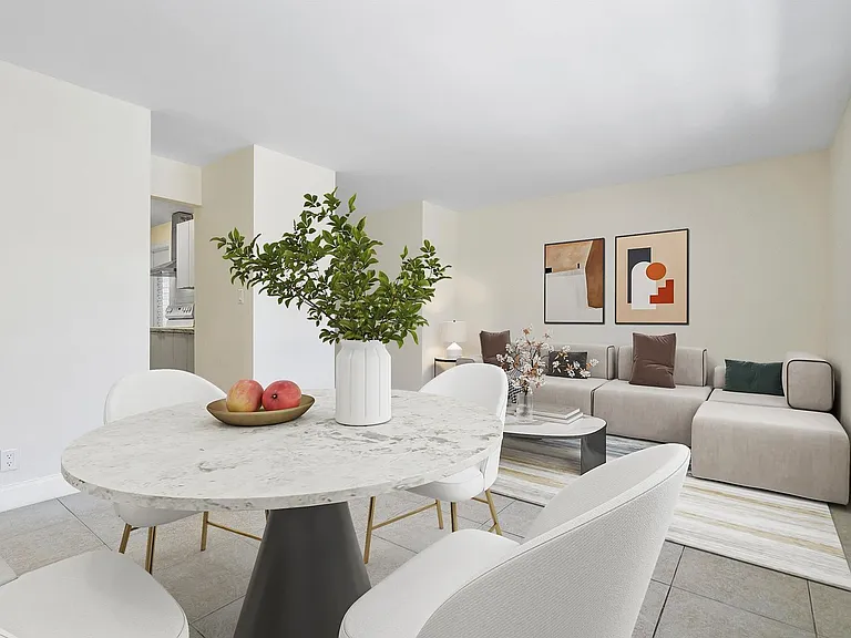 1715 N 16th Ave #102 — Photo 31