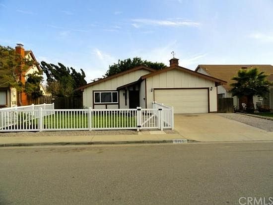 1st image of 8393 Pallux Way