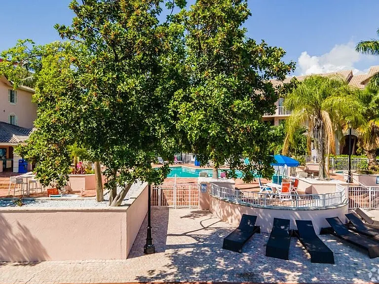 Ocean Reef at Seawalk Pointe Apartments — Photo 31