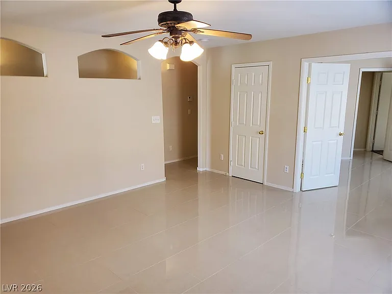 10172 Arlington Abby St — Photo 5