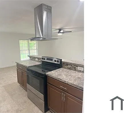 3410 Maple Ln — Photo 3