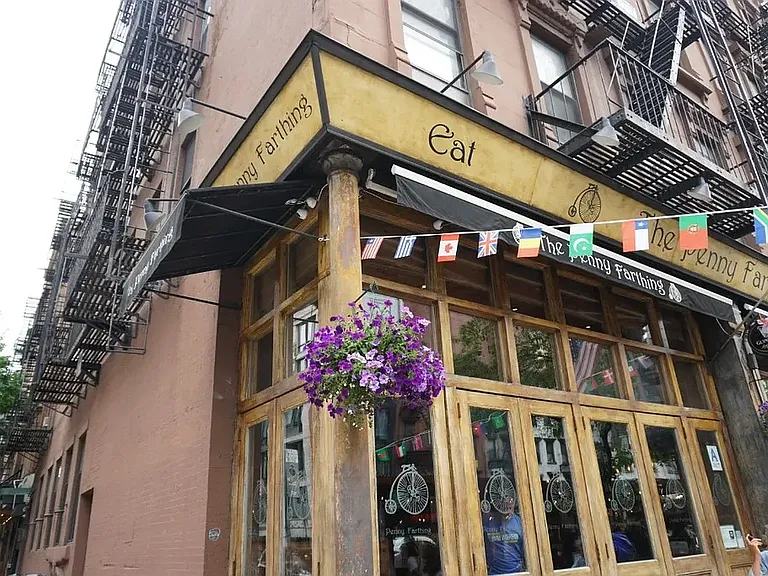 202 E 13th St #R5H — Photo 11
