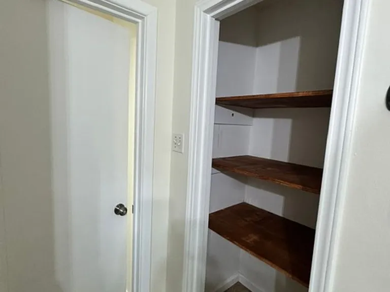 2601 Hollis Dr — Photo 18