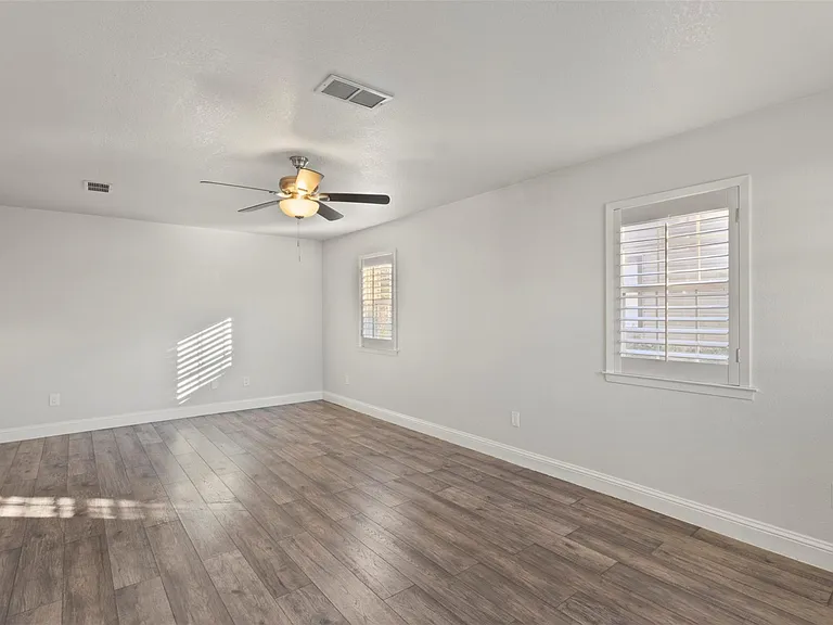 314 Woodard St — Photo 9