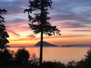 10467 Wallen Rd, Bow, WA 98232