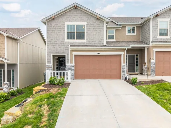 7397 Grand Slam St, Parkville, MO 64152
