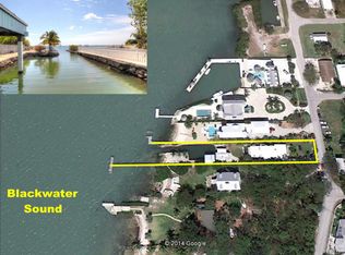 23 Bay Rd, Key Largo, FL 33037