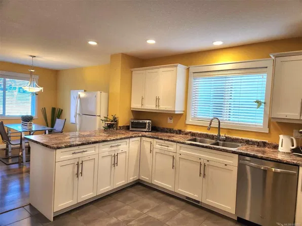 646 Alyssa Pl, Nanaimo, BC V9R 0H4