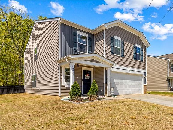 5th image of 320 Silver Oak Cir