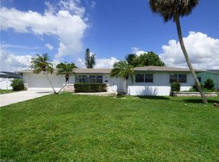 105 Maple Ave S, Lehigh Acres, FL 33936