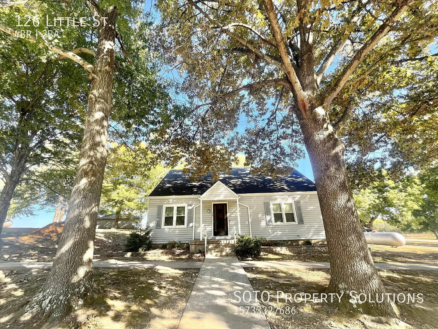 Charming Country Home with Hardwood Floors in Pocahontas! — Photo 2