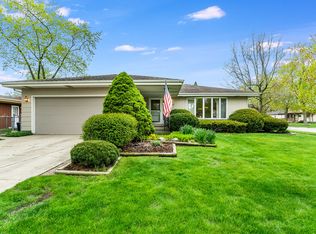 18507 Oakley Ave, Lansing, IL