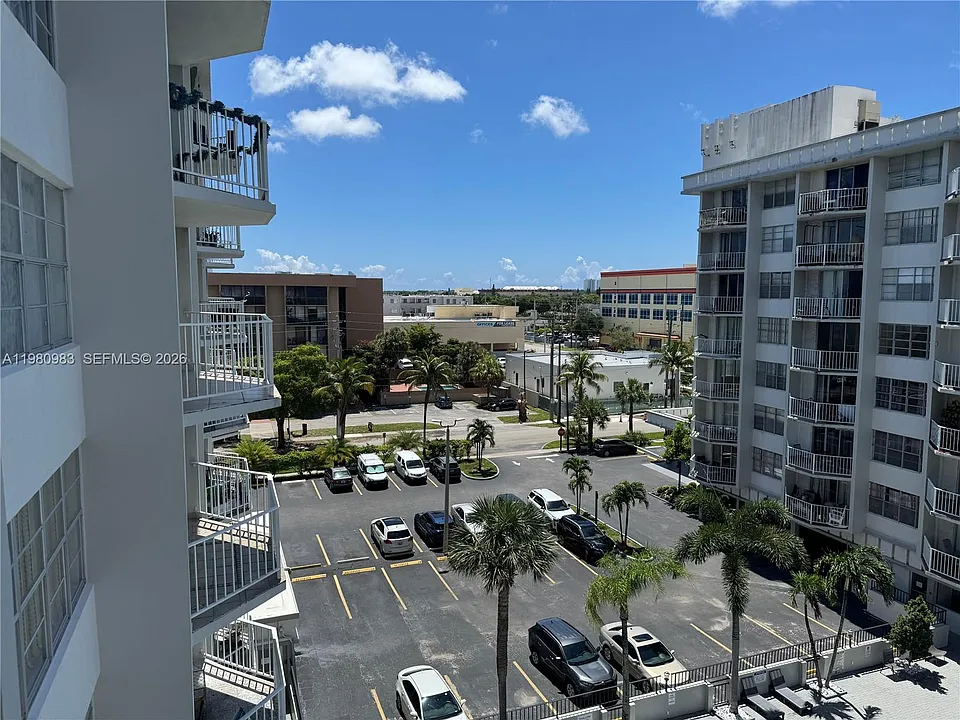 16740 NE 9th Ave #608