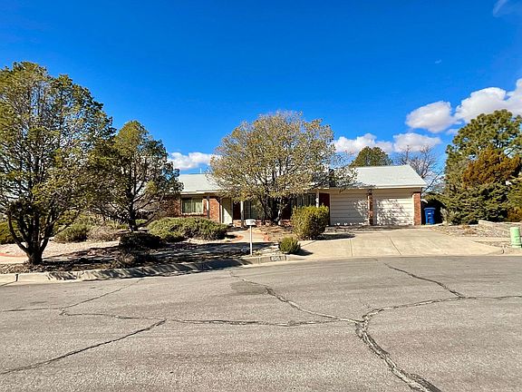 3rd image of 8515 Merrimac Ct NE