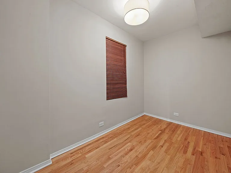 724 N Elizabeth St #G — Photo 10