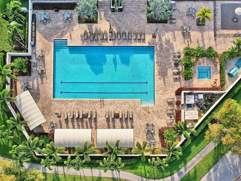6698 Montego Bay Blvd #D — Photo 33