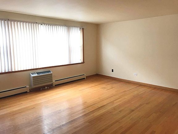 2nd image of 5214 N Reserve Ave APT 2E
