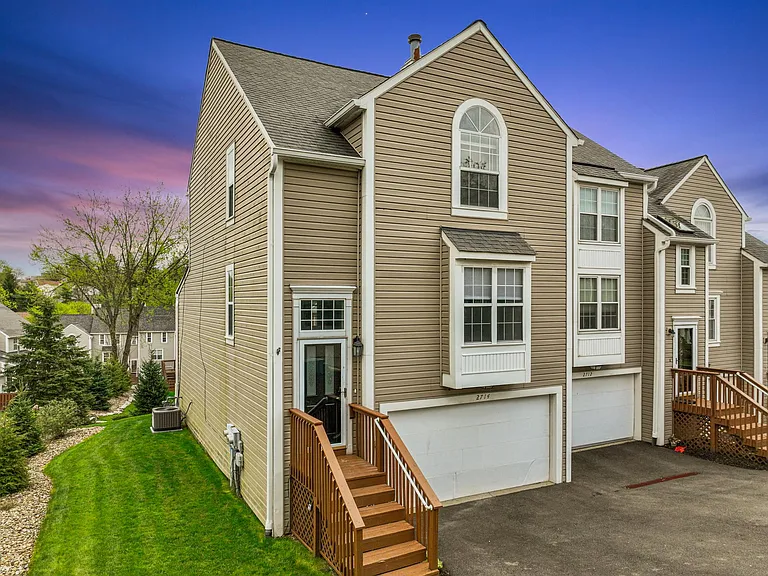 2714 Meadowcrest Ct — Photo 31