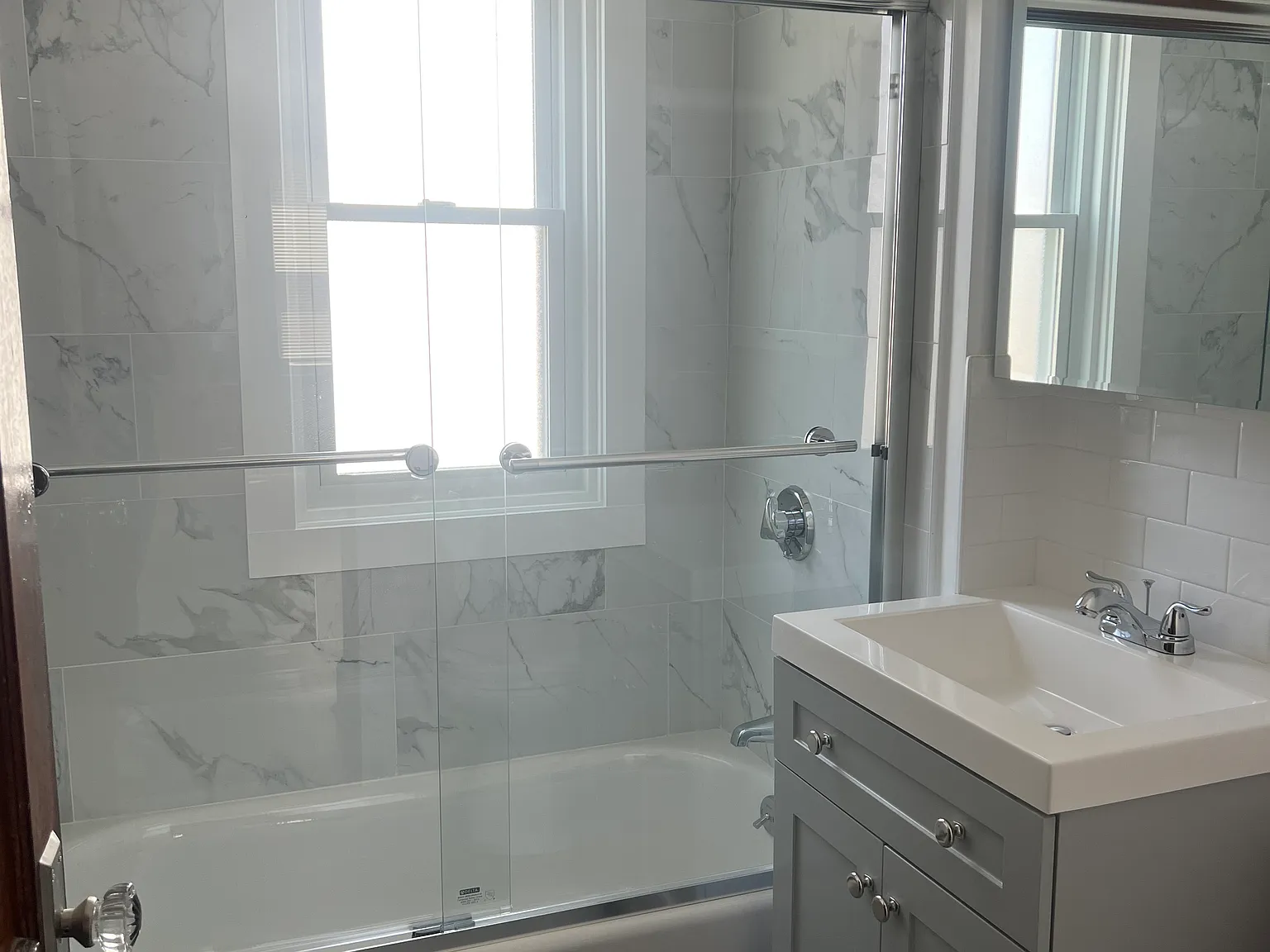 3 bed, 1300 sqft, $1,950 — Photo 1