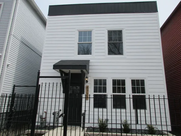 (undisclosed Address), Chicago, IL 60609