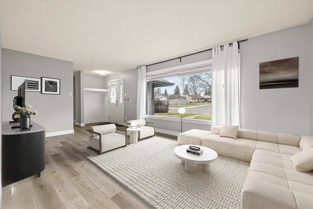 6 bed, 2.5 bath, 1132 sqft, $3,300 — Photo 3