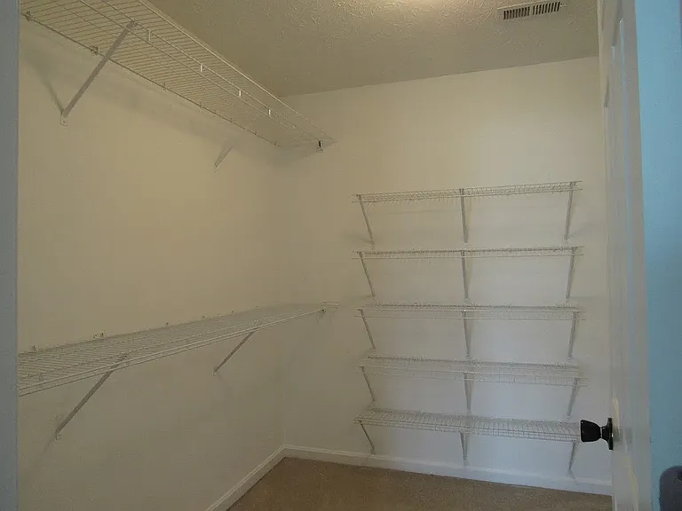 416 Jey Dr — Photo 6