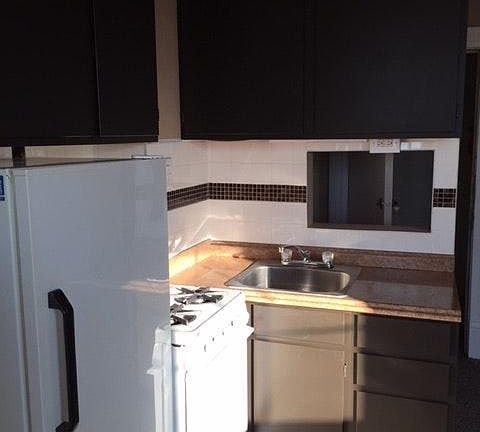 2nd image of 607 N 40th St APT 2