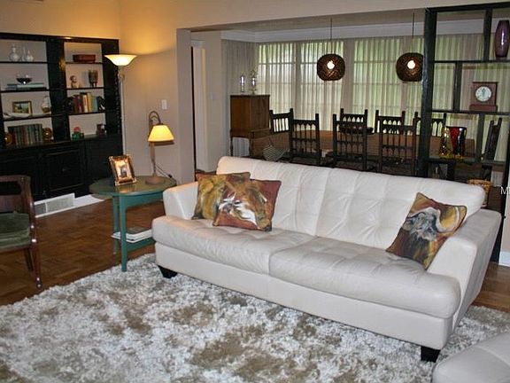 5th image of 235 1/2 Edgewater Dr